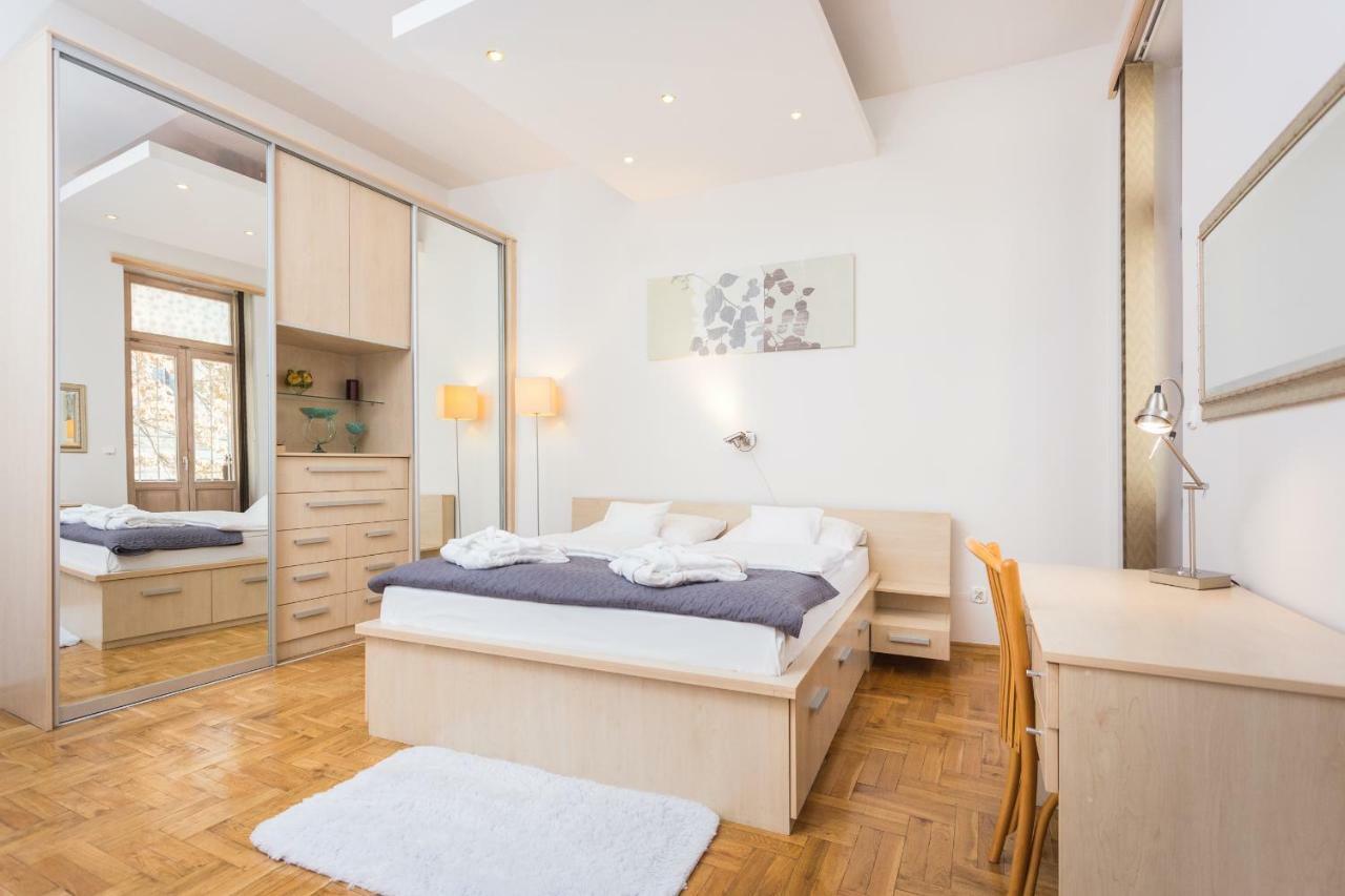 Apartament Avanti คราคูฟ ภายนอก รูปภาพ