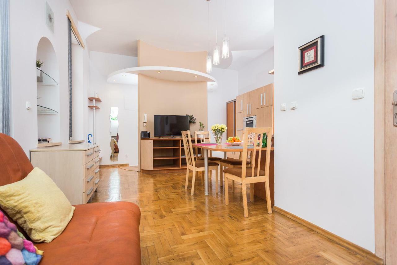 Apartament Avanti คราคูฟ ภายนอก รูปภาพ
